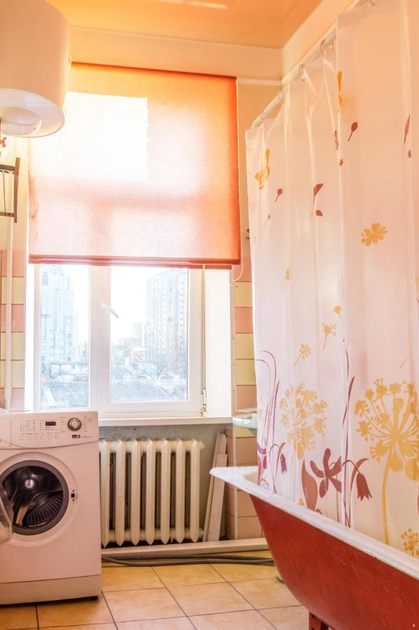 Квартира По Улице Большая Васильковская 92 Kiev Ngoại thất bức ảnh