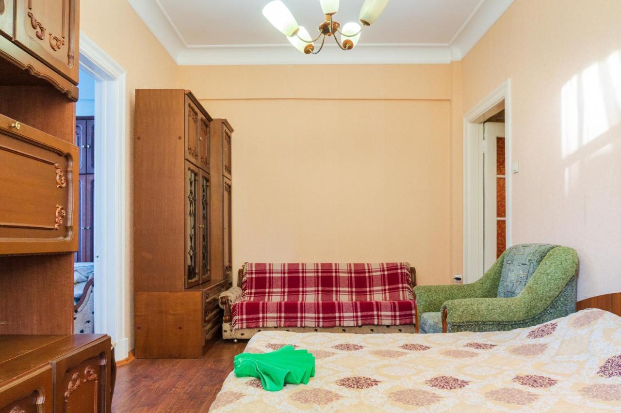 Квартира По Улице Большая Васильковская 92 Kiev Ngoại thất bức ảnh